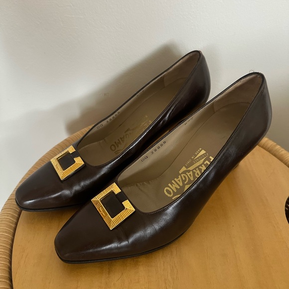 Vintage Salvatore Ferragamo Brown Leather Heels Size 6.5
